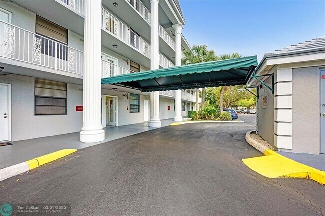 Foto del edificio - 1512 Whitehall Dr