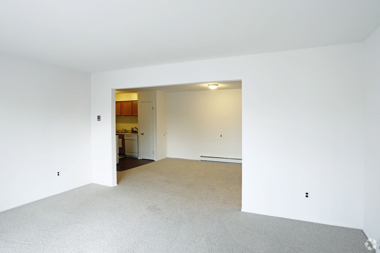 Bristol Hills Apartments Apartments in Trenton, MI