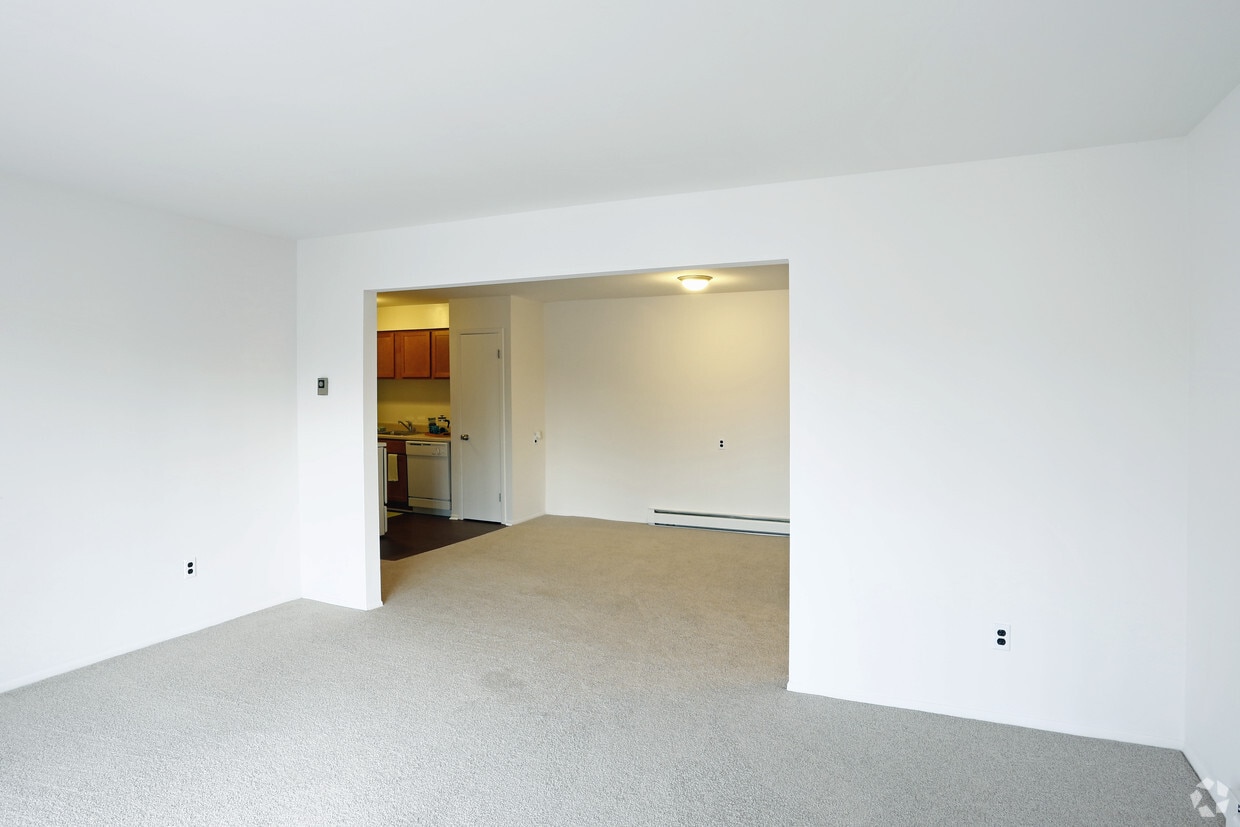 Bristol Hills Apartments Apartments in Trenton, MI