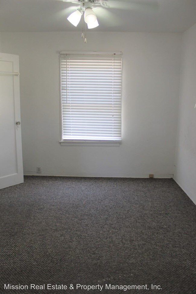 Building Photo - 2 br, 1 bath House - 305 Park Drive