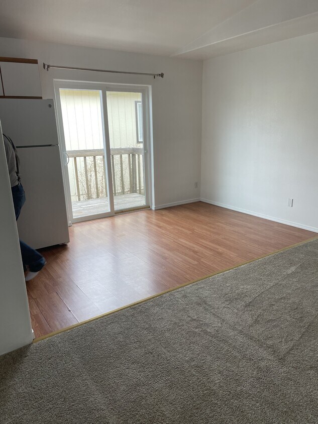 Foto principal - 1821 Thrall St