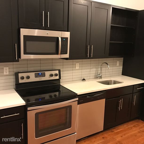 Building Photo - 593 Central Ave