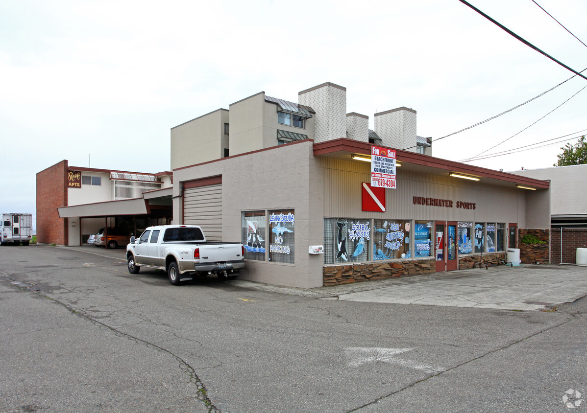 Primary Photo - 250 Beach Pl