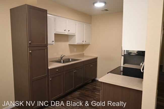 Building Photo - 2 br, 1 bath House - 2514 McCarran St. #2