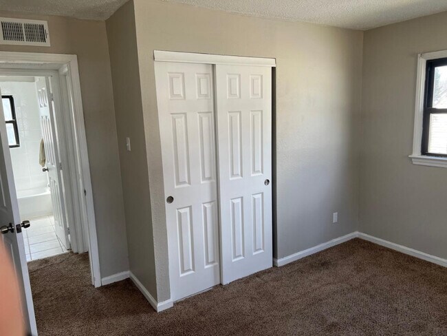 Foto del edificio - 1208 Redman Blvd, Saint Louis, MO 63138