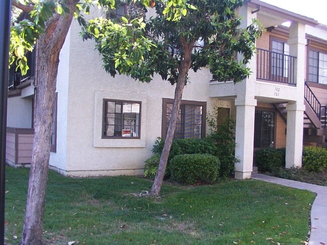 Building Photo - 8536 Summerdale Rd