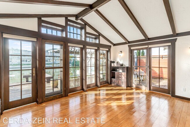 Building Photo - 3 br, 2 bath House - 903 Del Mar Ave