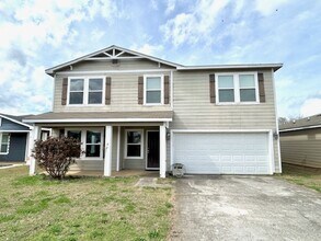 Building Photo - 15355 Tyler Mill Dr