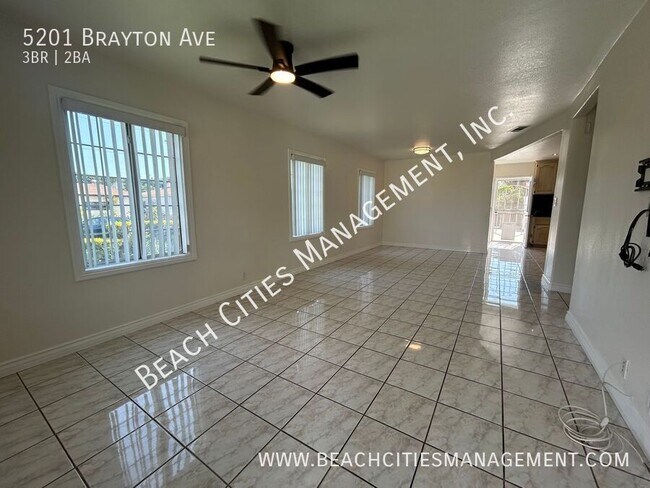Foto del edificio - 5201 Brayton Ave