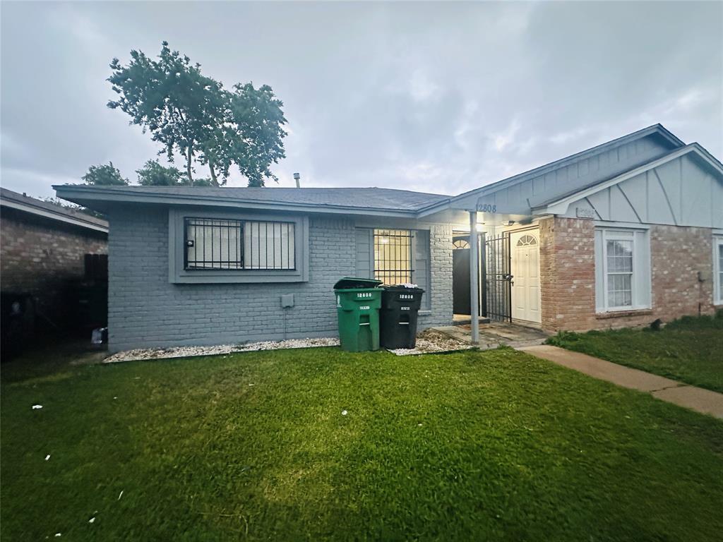 Foto principal - 12808 Dairy Brook Dr