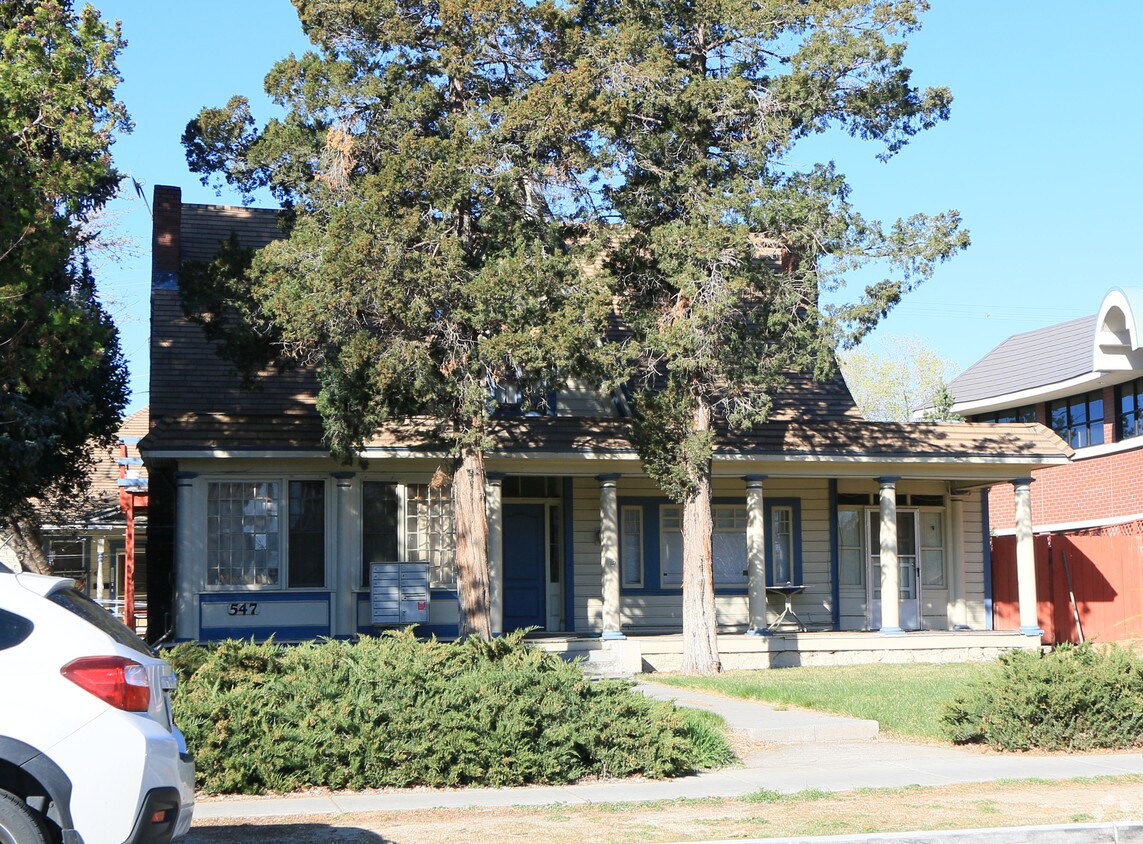 Foto principal - 547 Ralston St