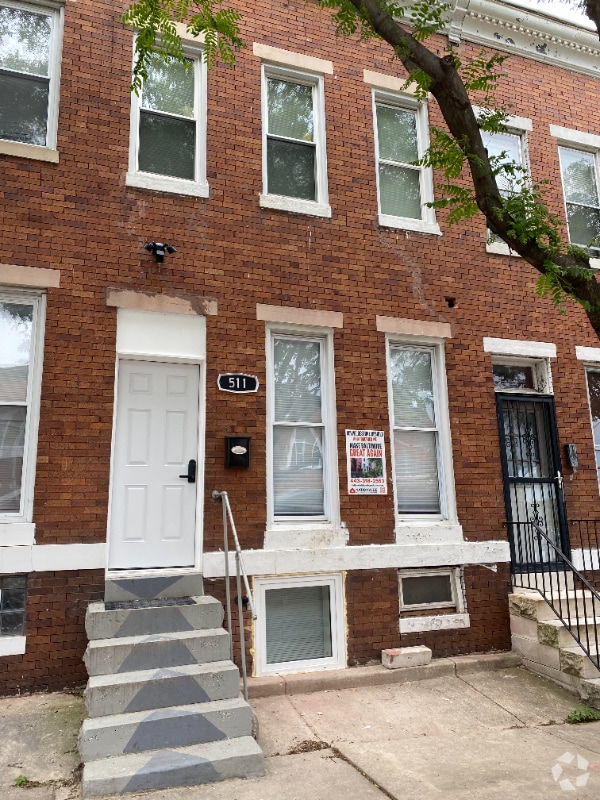 Building Photo - 511 N Pulaski St