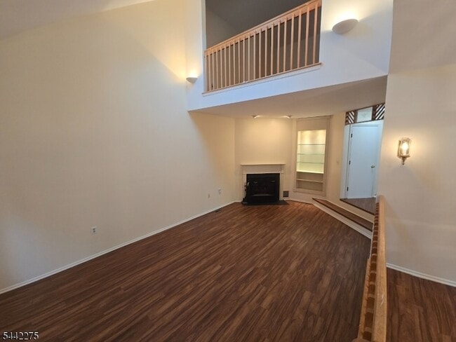 Building Photo - 41 Arbor Cir