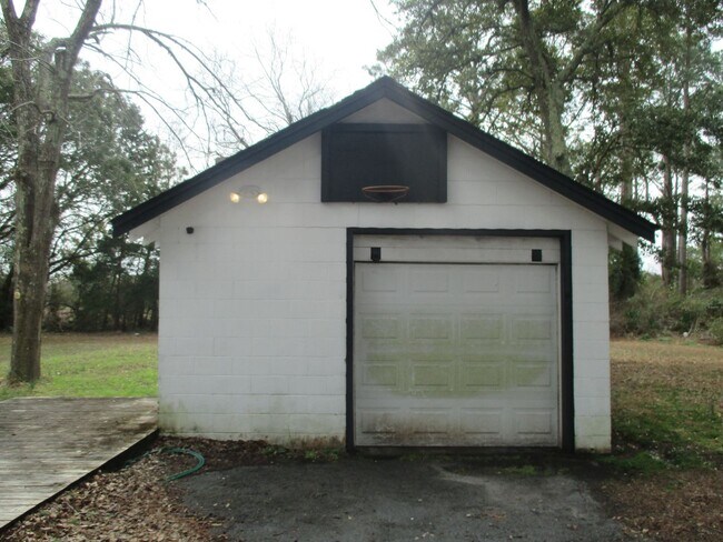 Foto del edificio - 1591 Highway 24 Newport, NC 28570