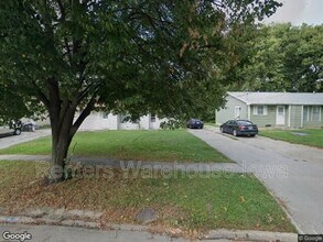 Building Photo - 822 Hartford Ave