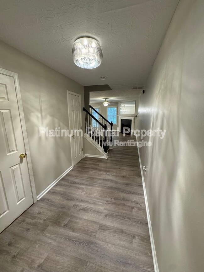 Photo - 1823 Broadway St Townhome