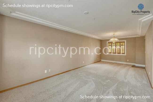 Building Photo - Beautiful 4 Bed/2.5 Bath Home in Tualatin!