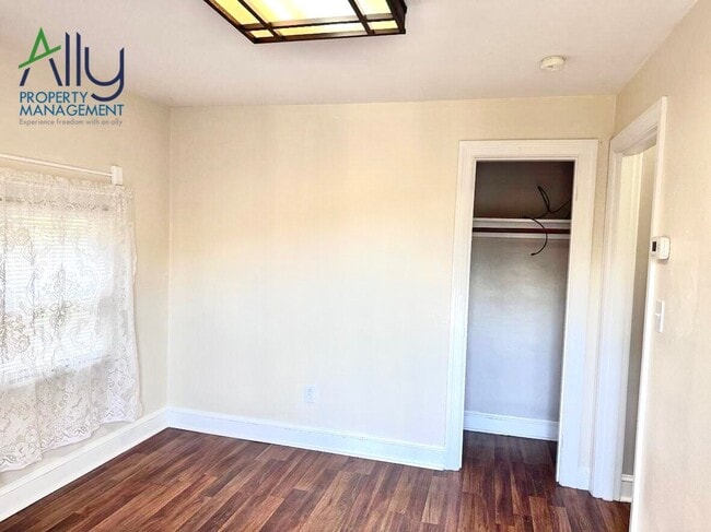 Foto del edificio - 648 Ivy Hill Ln