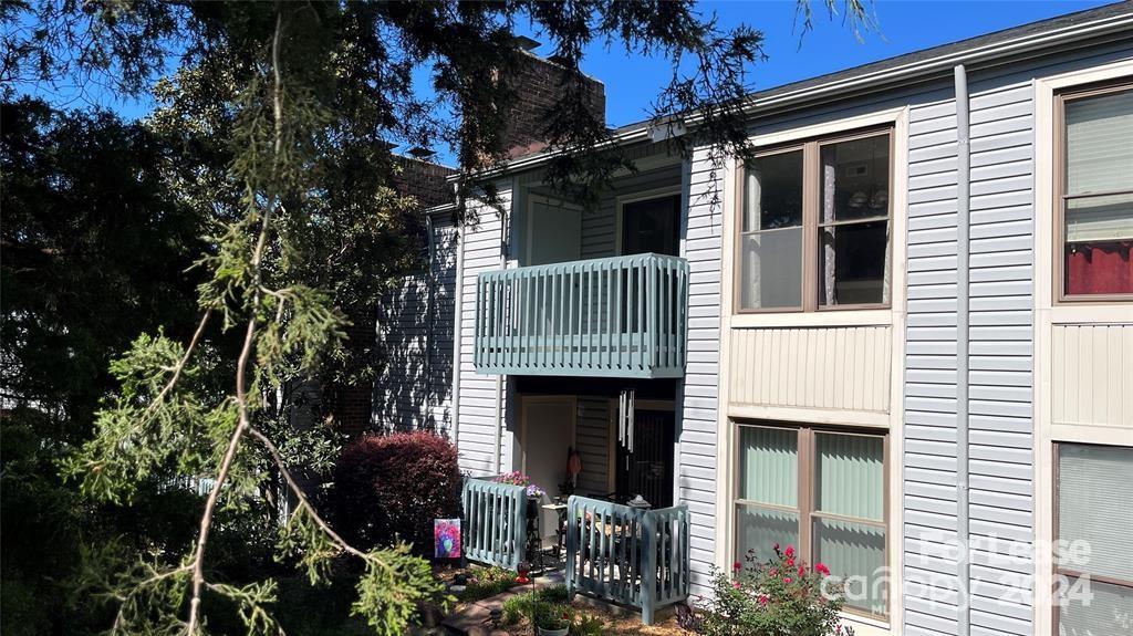 Primary Photo - 11171 Harrowfield Rd