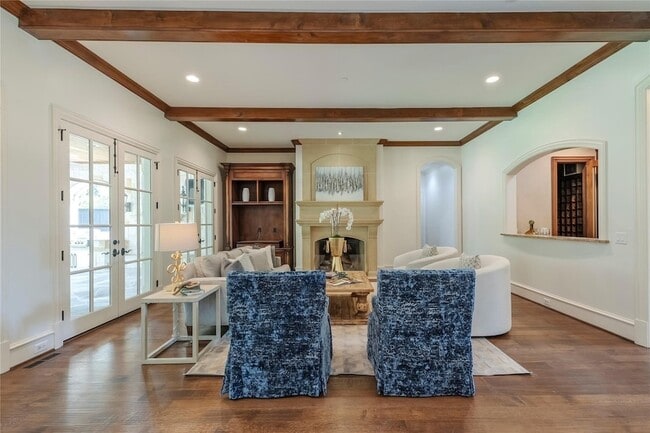 Building Photo - 4311 Brookview Dr