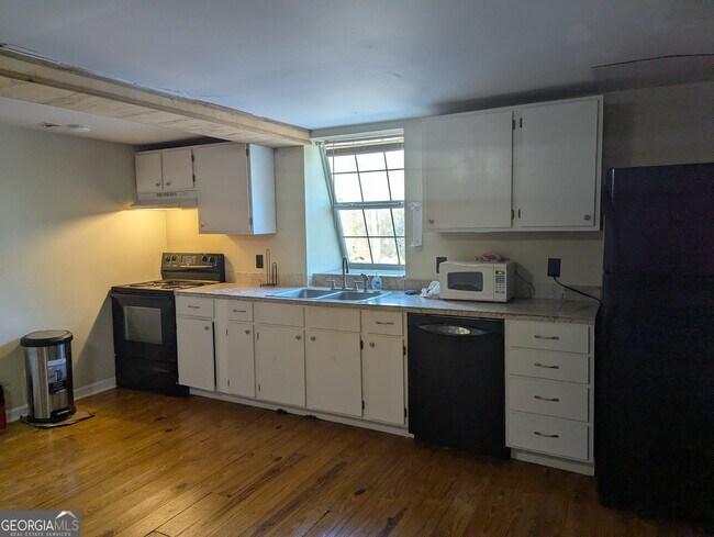 Foto del edificio - 4327 Old Register Rd