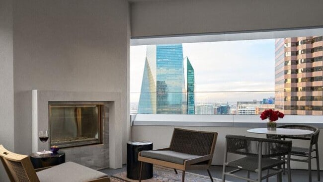 Building Photo - 1 bedroom in Dallas TX 75201