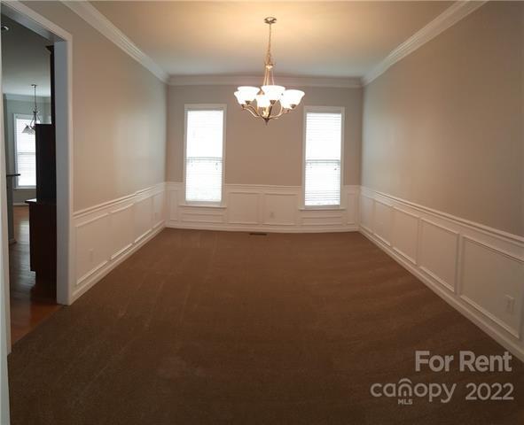 Foto del edificio - 279 Forest Walk Way
