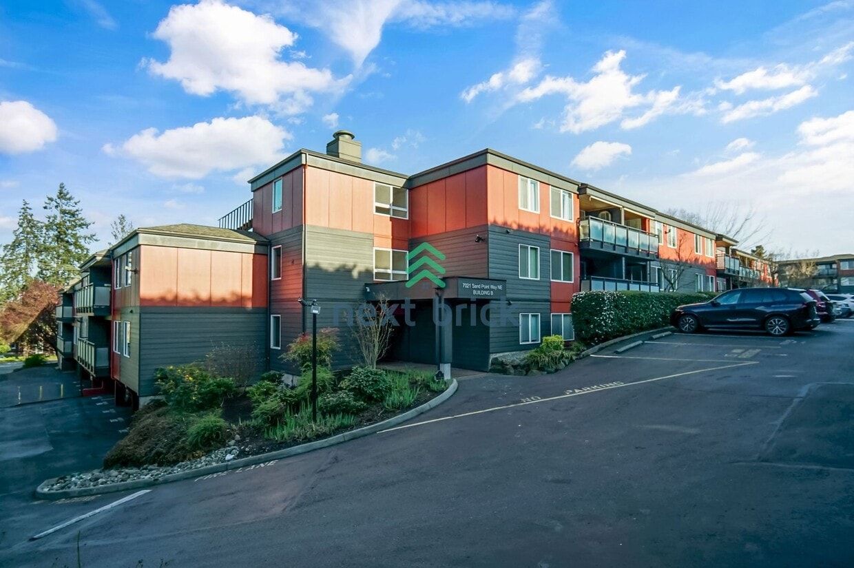 7021 Sand Point Way NE, Seattle, WA 98115 House Rental in Seattle, WA