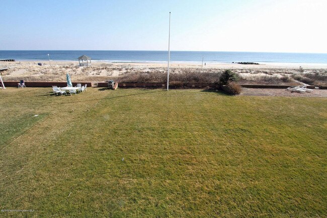 Foto del edificio - 605 Ocean Ave