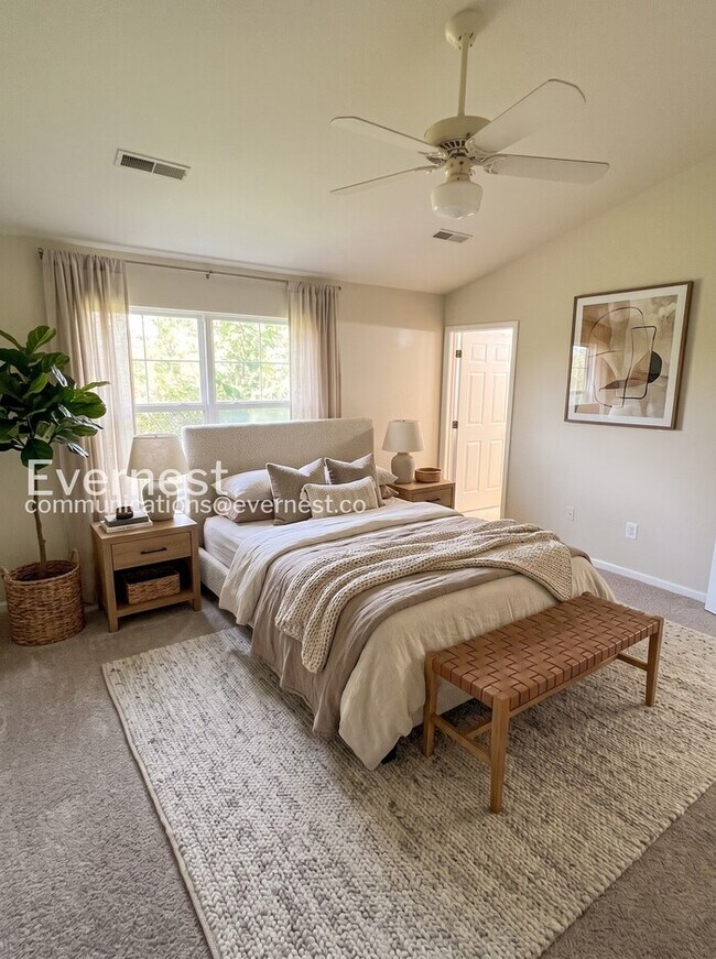 Foto del edificio - 13422 Burrough Farm Dr