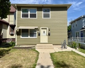 Building Photo - 1732 S 71st St