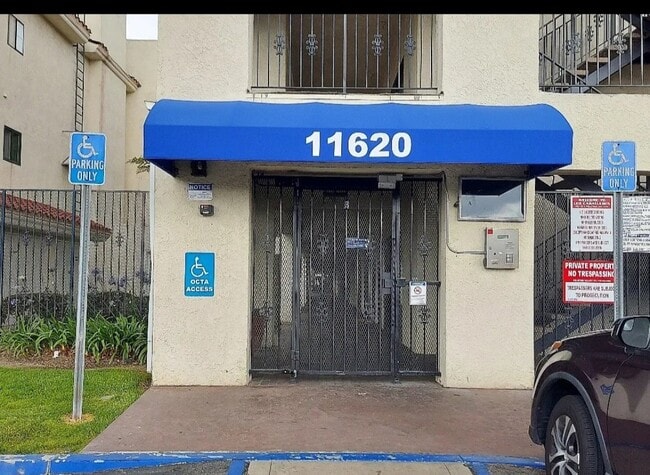 Building Photo - 11620 Warner Ave