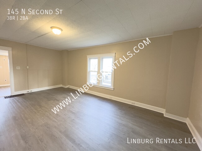 Building Photo - 145 N Second St