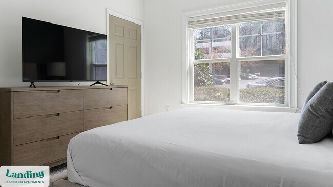 Foto del edificio - 925 Canterbury Rd NE