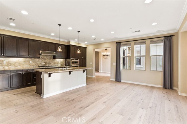 Foto del edificio - 21436 Avery Ln