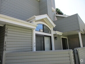 Building Photo - 921 S Zeno Way