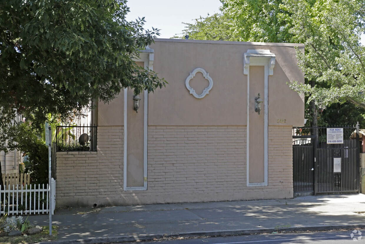Foto del edificio - 2422 Q St