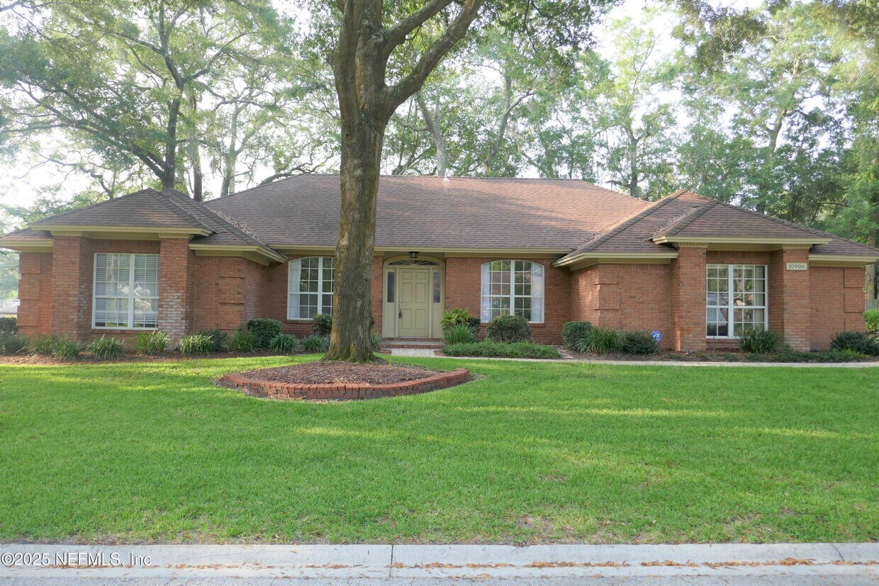 Foto principal - 10996 Raley Creek Dr S