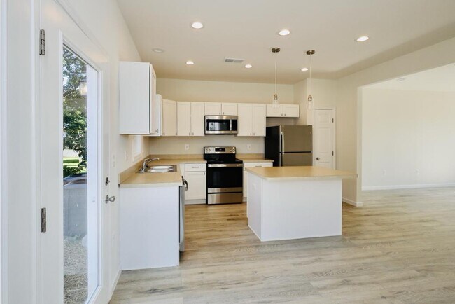 Foto del edificio - 811 S Cameron St