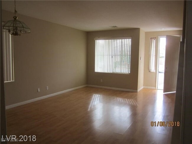 Building Photo - 8328 Crown Peak Ave