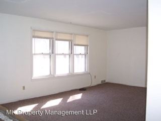 Building Photo - 2441 Anderson Ave