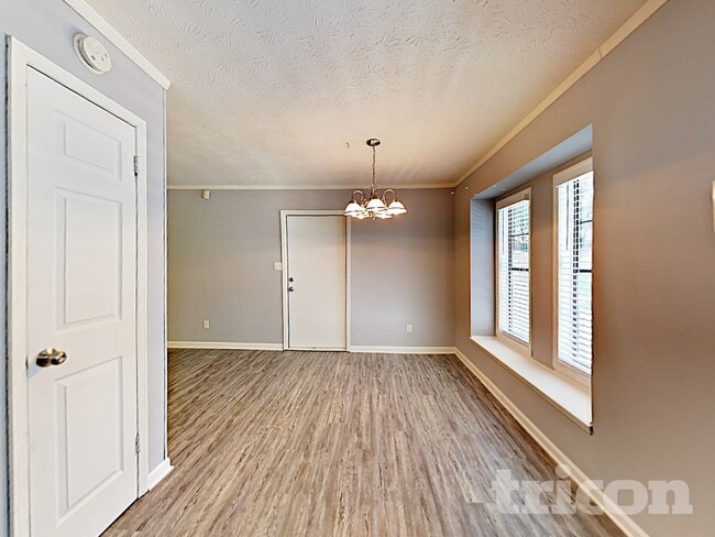 Foto del edificio - 68 Belmont Ln
