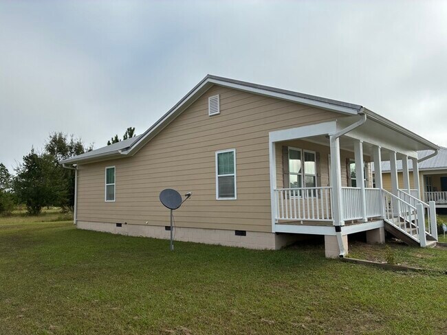 Foto del edificio - Beautiful 2/1 house