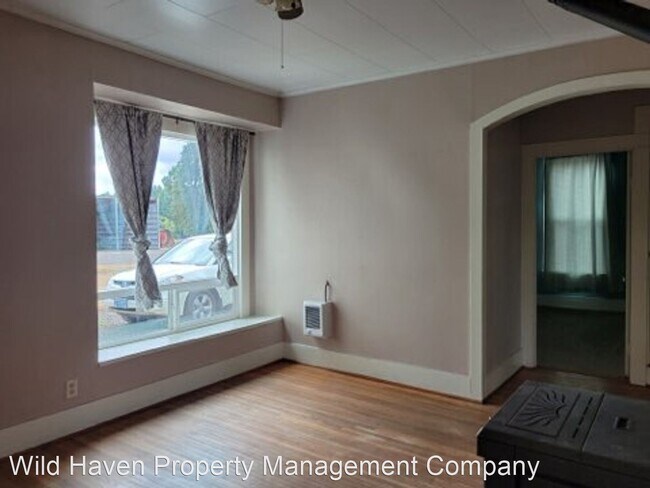 Foto del edificio - 2 br, 1 bath House - 7825 NW Meadowlake Rd.