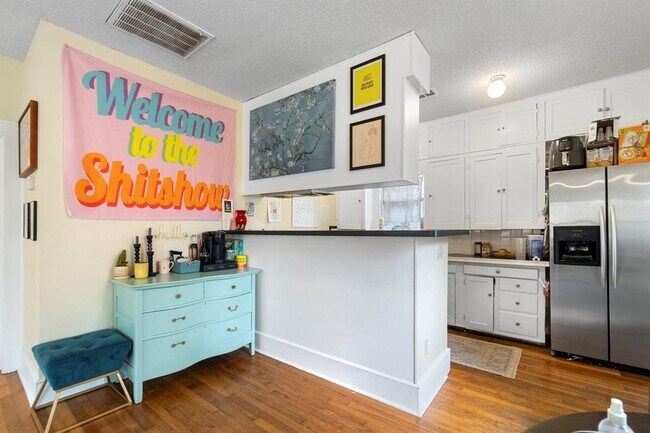 Foto del edificio - 3411 Cedar St