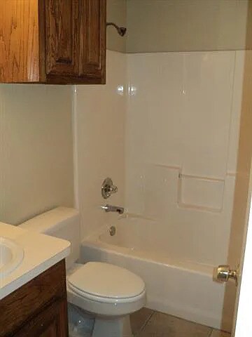 Foto del edificio - Eagle Mountain ISD ! 3/2/2 Cute and well-maintained 3-bedroom, 2-bath home featuring an open-conc...