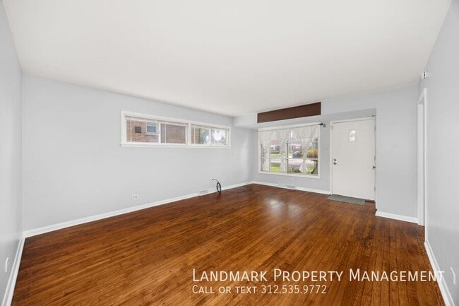 Building Photo - 17141 Highland Ave