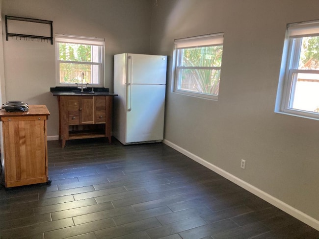 Building Photo - 77 Lorillard Pl