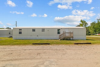 Building Photo - 105 Jodoc Dr