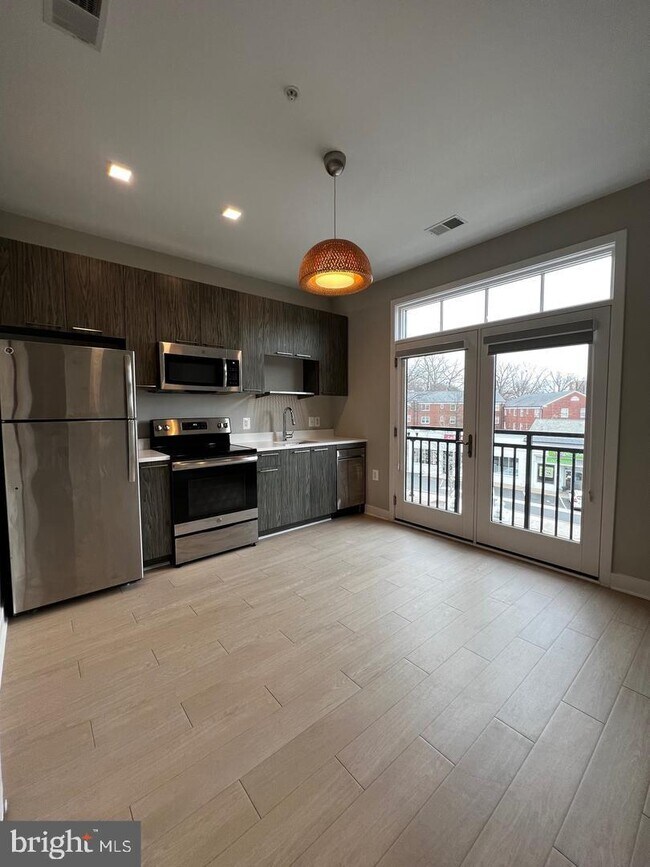 Foto del edificio - 989 S Buchanan St